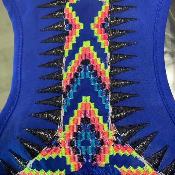 Eyeshadow racer back top - Picture 2 of 9